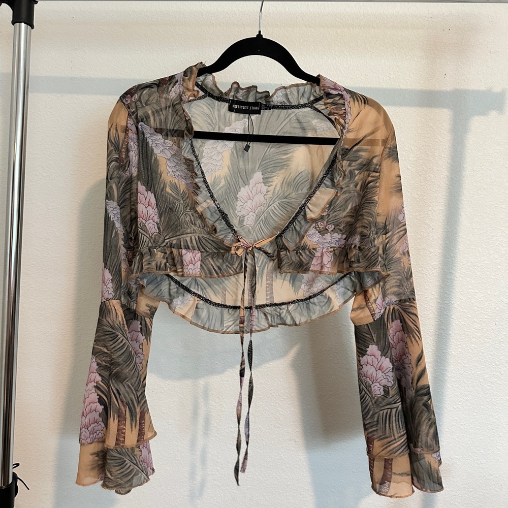 PrettyLittleThing Pink and Brown Bell Sleeve Crop Blouse